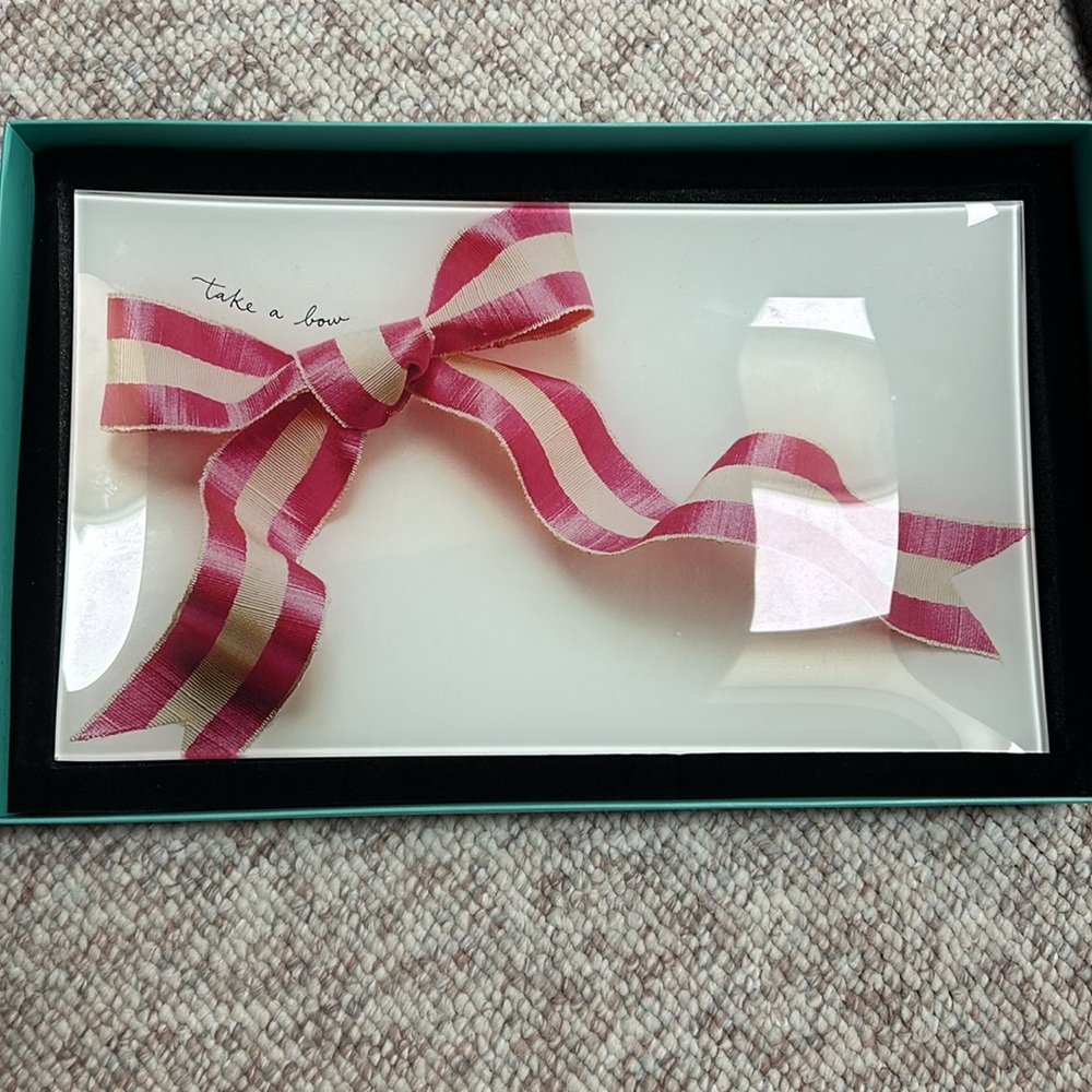 Kate Spade take a bow rectangular tray